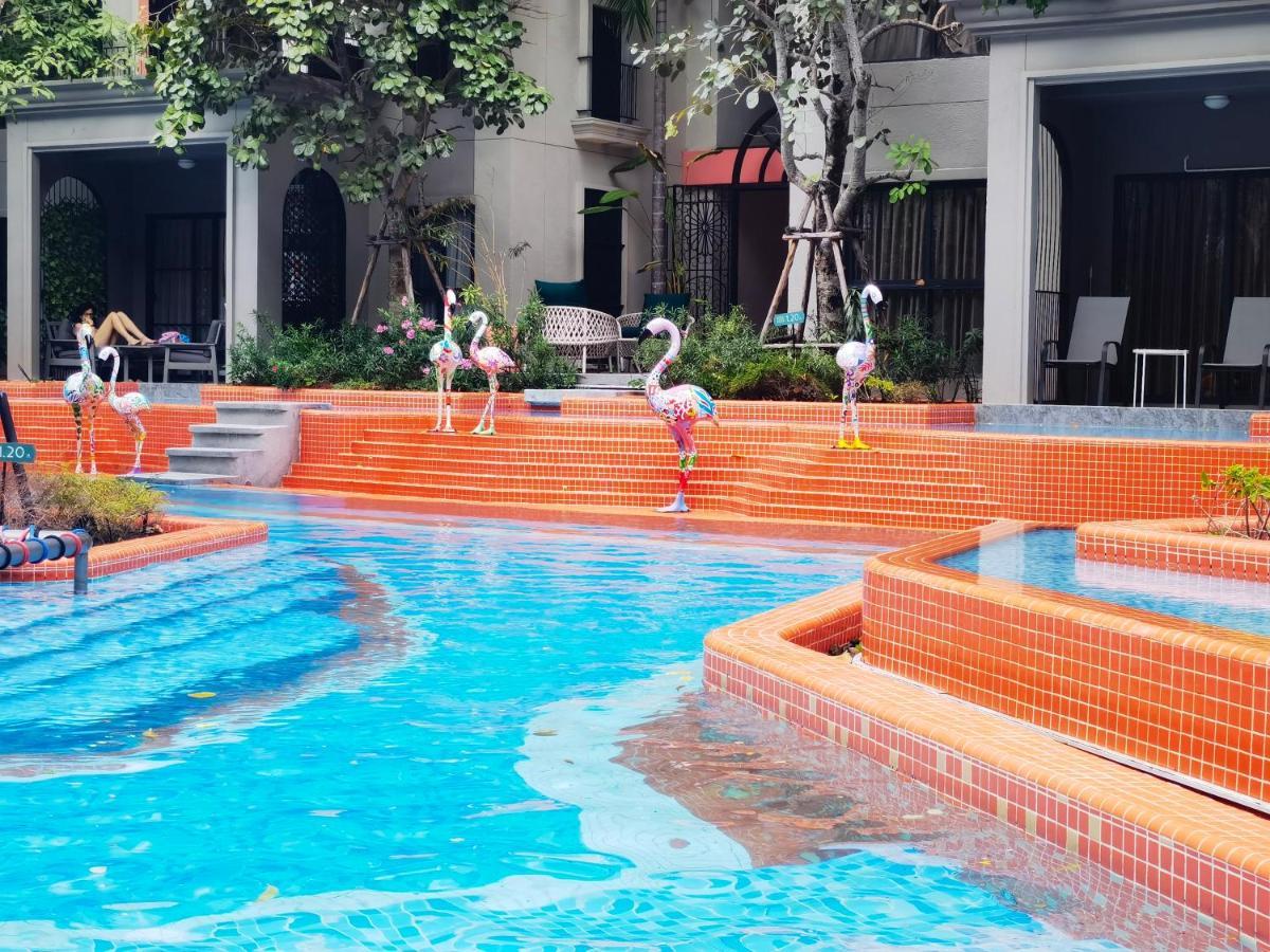 Lahabana Resort HHQ Exterior photo